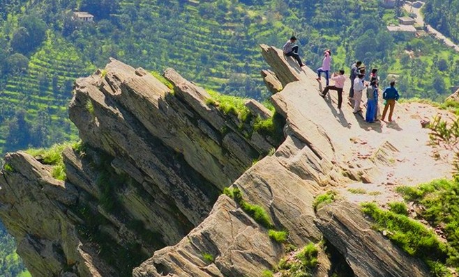 Chauli Ki Jali viewpoint